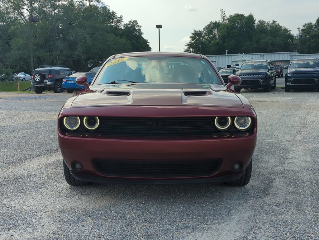 Used 2019 Dodge Challenger SXT w/ Blacktop Package RWD image 9
