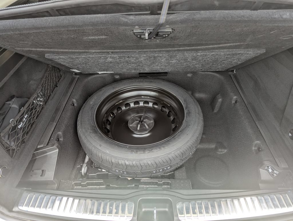 Used 2024 Mercedes-Benz GLE 450 4MATIC image 48