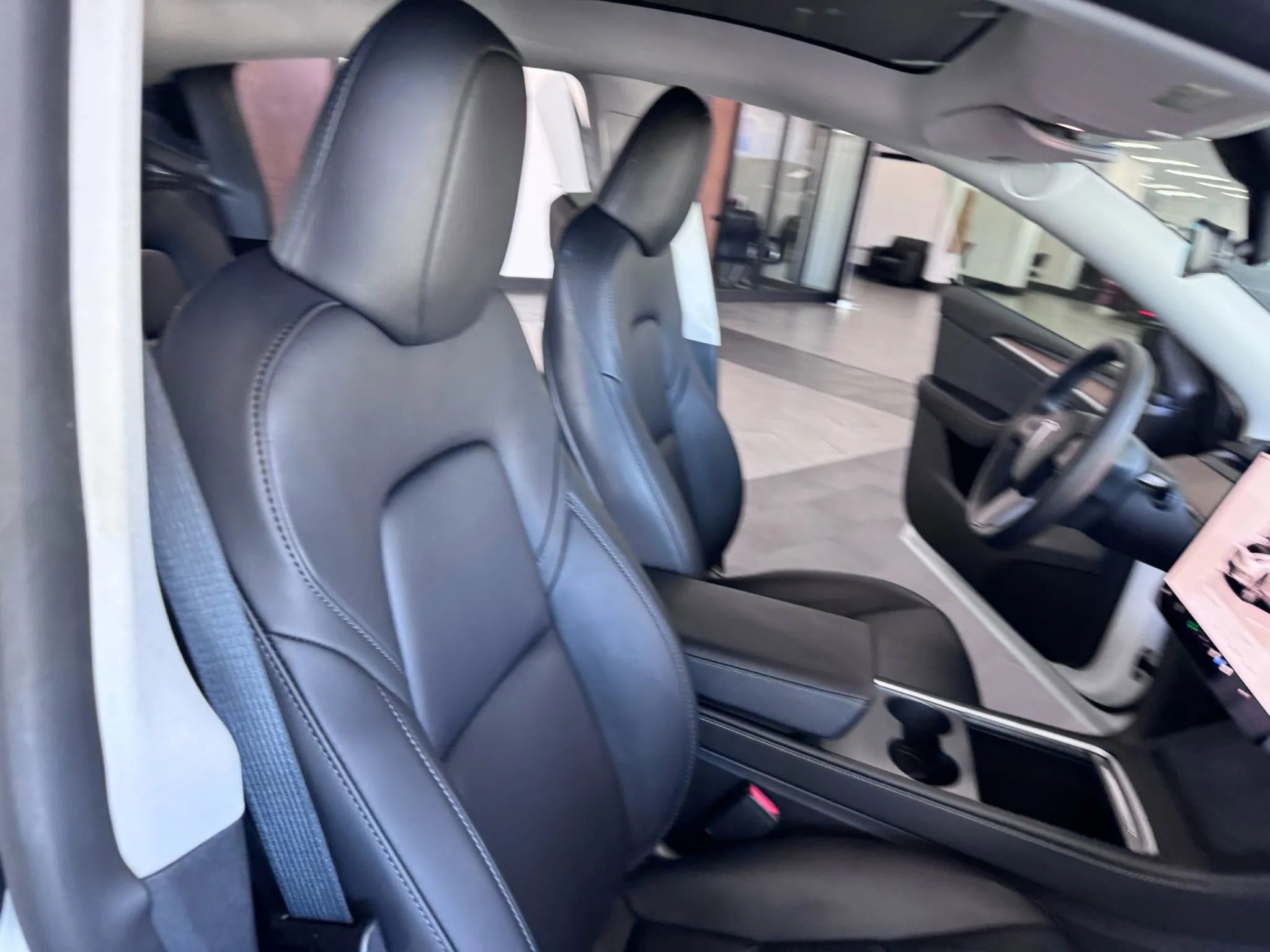 Used 2023 Tesla Model Y Long Range image 11