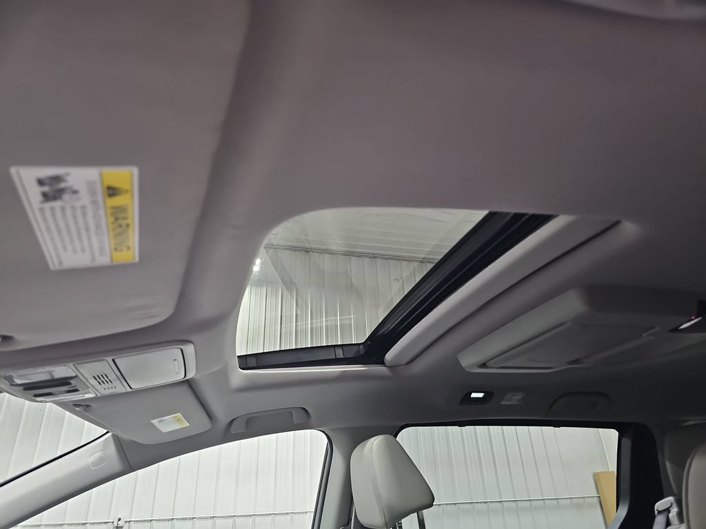 Used 2018 Honda Odyssey EX-L image 30