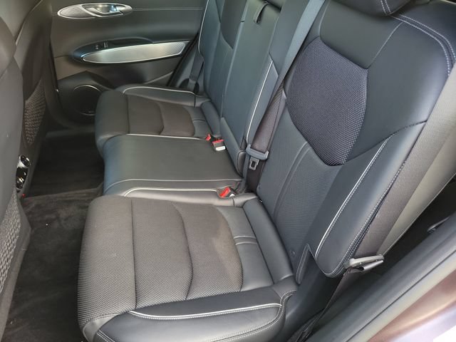 Used 2023 Genesis GV70 2.5T w/ Sport Prestige Package AWD/4WD image 16
