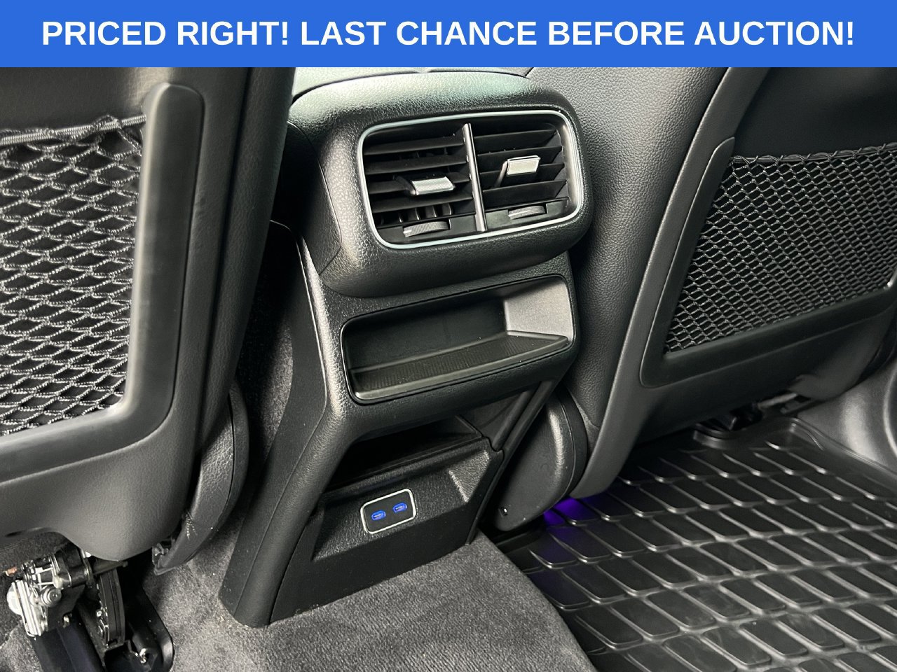 Used 2025 Mercedes-Benz GLE 450 4MATIC w/ AMG Line Exterior image 21