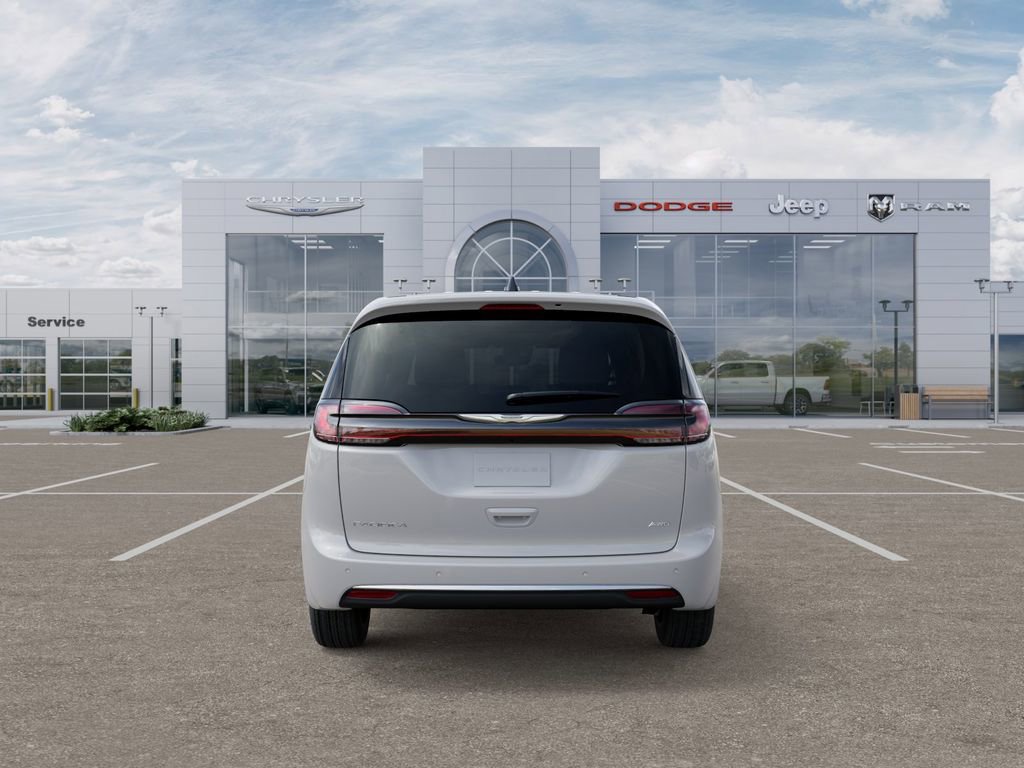 New 2026 Chrysler Pacifica Select AWD/4WD image 7