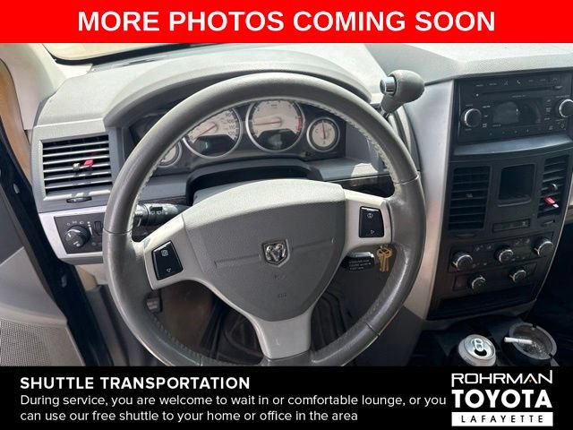 Used 2010 Dodge Grand Caravan SXT FWD image 6
