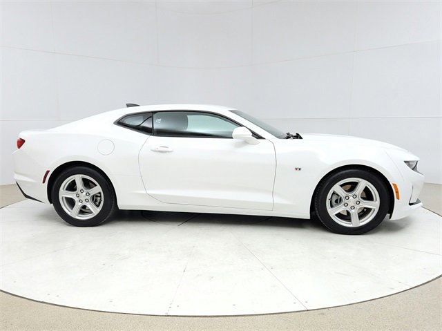 Used 2023 Chevrolet Camaro LT image 8