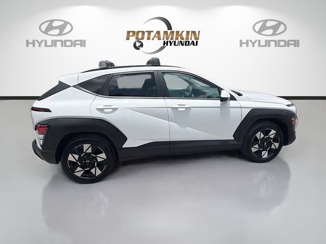Certified 2025 Hyundai Kona SEL FWD image 4
