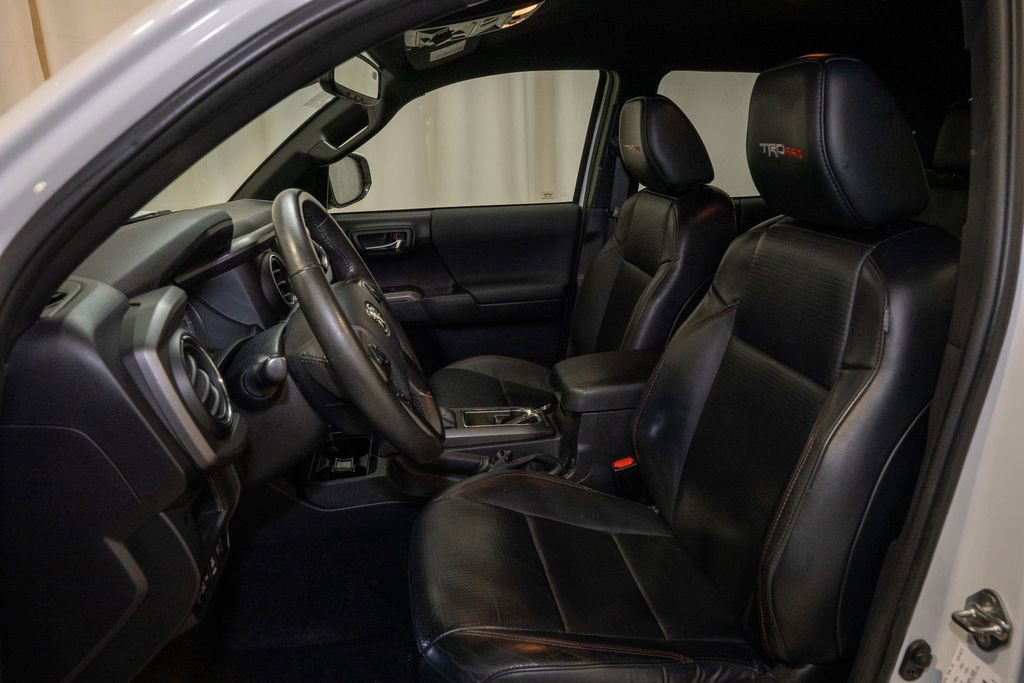 Used 2018 Toyota Tacoma TRD Pro image 9