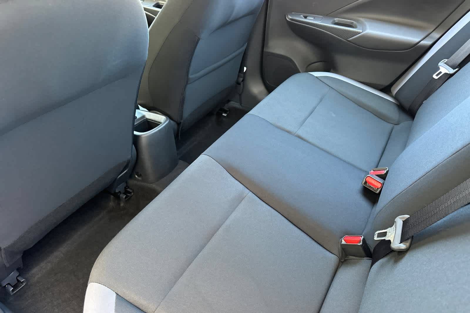 Used 2025 Nissan Versa S w/ Trunk Package FWD image 4