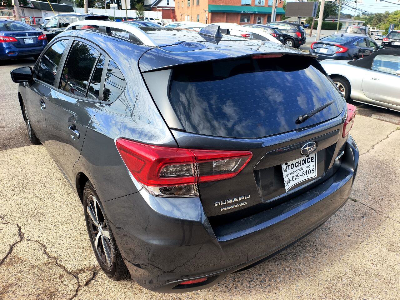 Used 2023 Subaru Impreza 2.0i Premium image 11