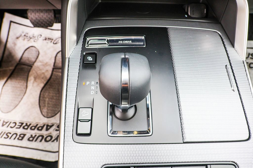 Used 2025 MAZDA CX-70 Plug-In Hybrid w/ Premium Pkg image 38