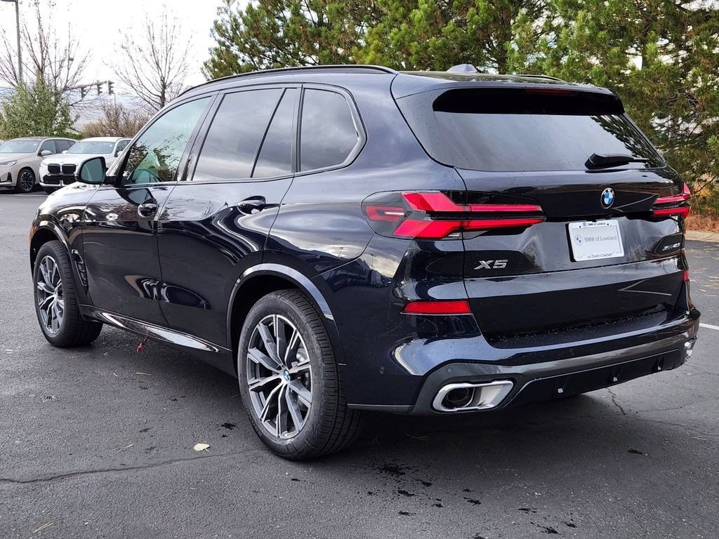 Used 2026 BMW X5 xDrive40i w/ Executive Package AWD/4WD image 3