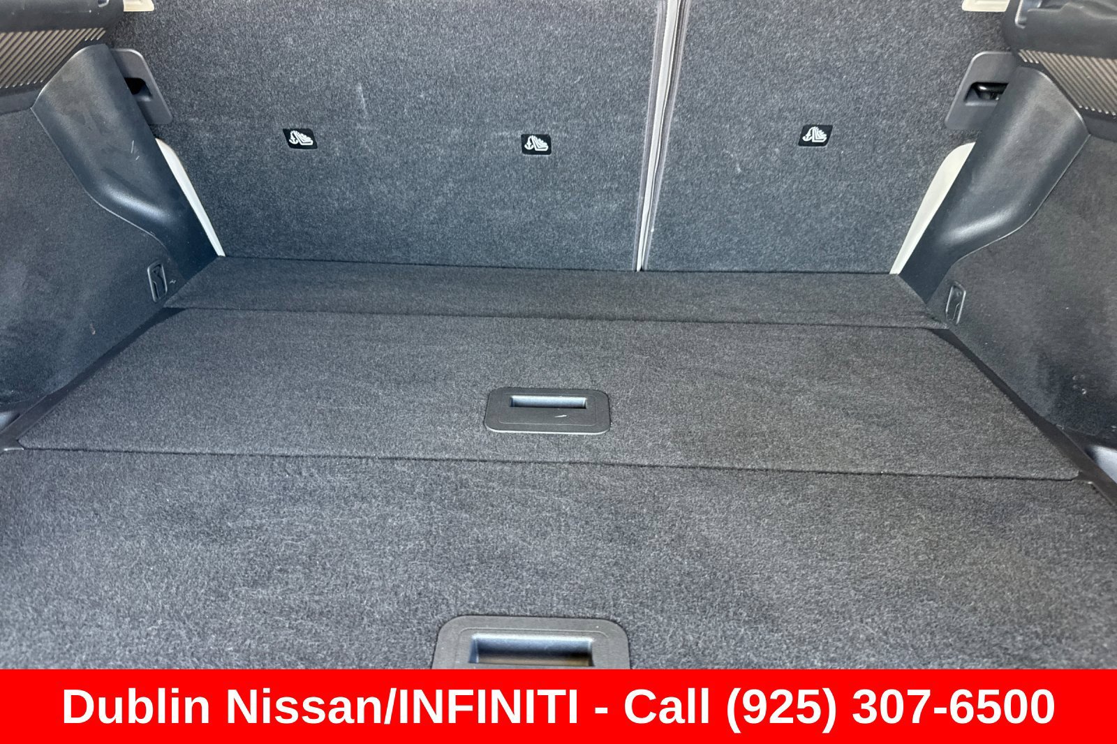 Used 2024 Nissan Ariya AWD image 18