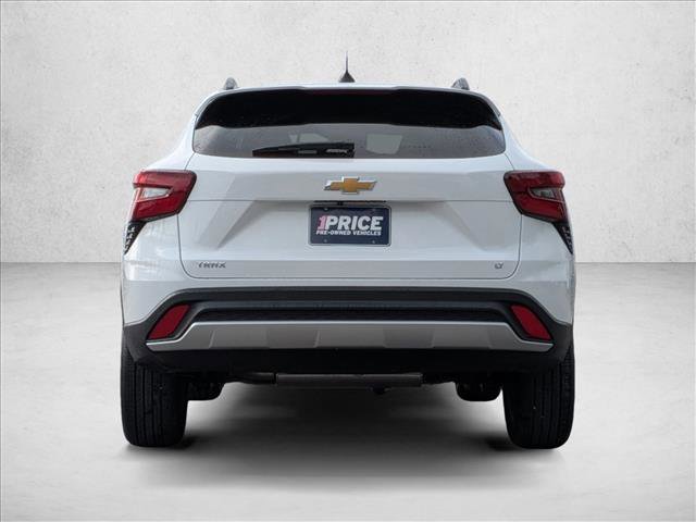 Used 2026 Chevrolet Trax LT image 6