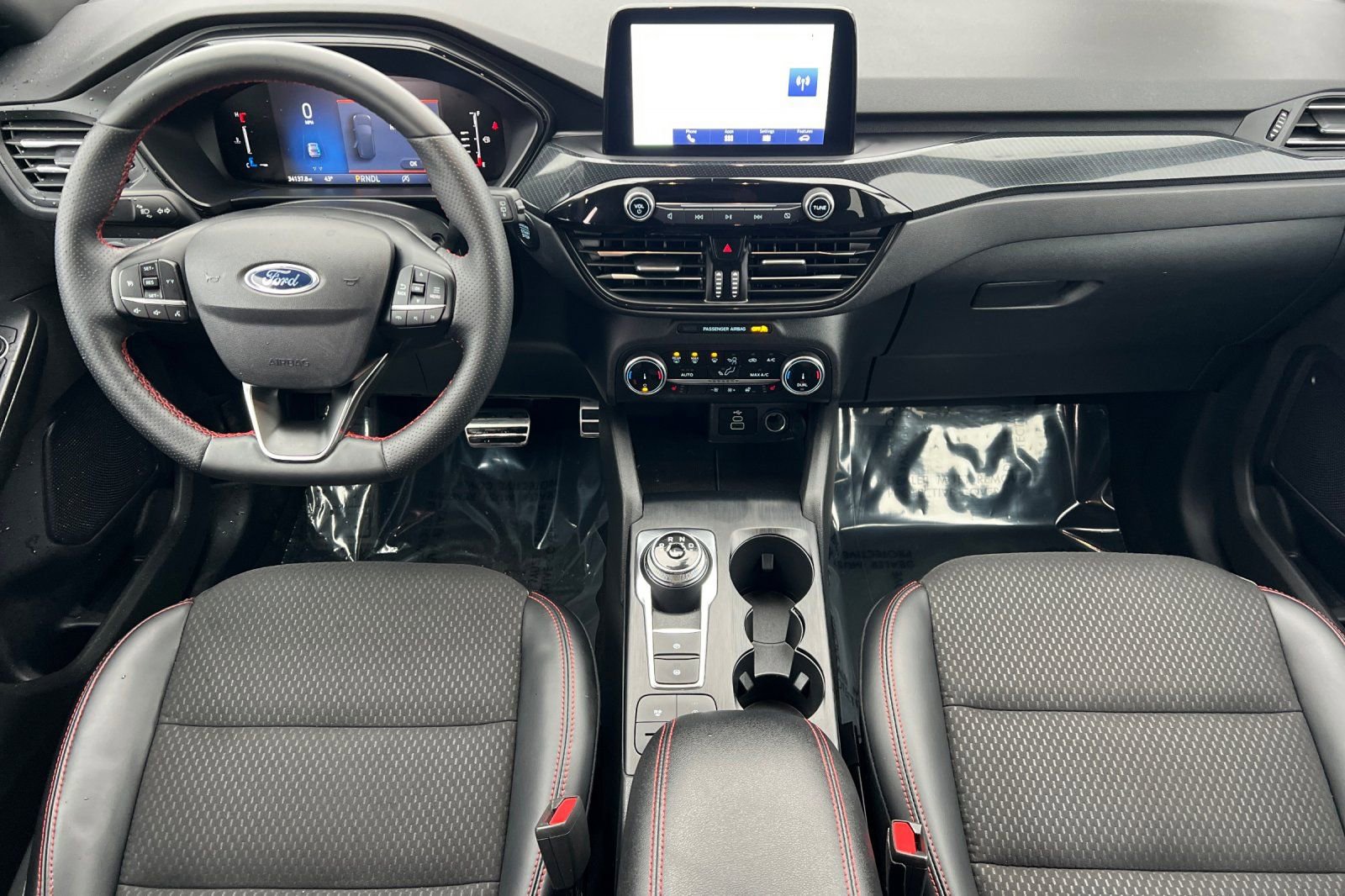 Used 2024 Ford Escape ST-Line image 9