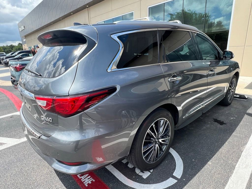 Used 2016 INFINITI QX60 FWD w/ Deluxe Technology Package image 6