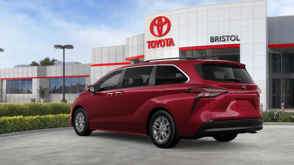 New 2026 Toyota Sienna XLE image 24