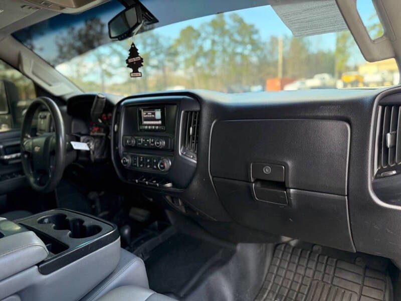Used 2015 Chevrolet Silverado 2500 W/T w/ WT Convenience Package AWD/4WD image 25