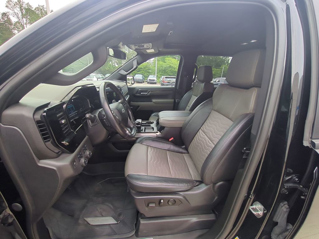 Used 2023 Chevrolet Silverado 1500 ZR2 AWD/4WD image 16