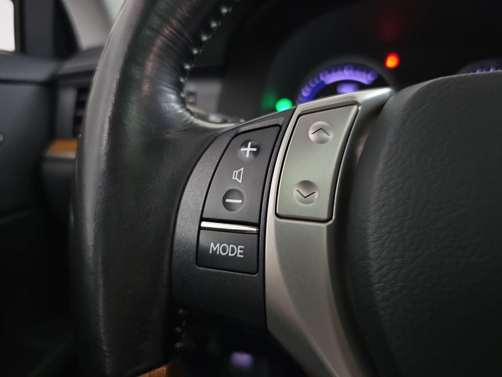 Used 2015 Lexus ES 300h w/ Navigation System Package FWD image 17