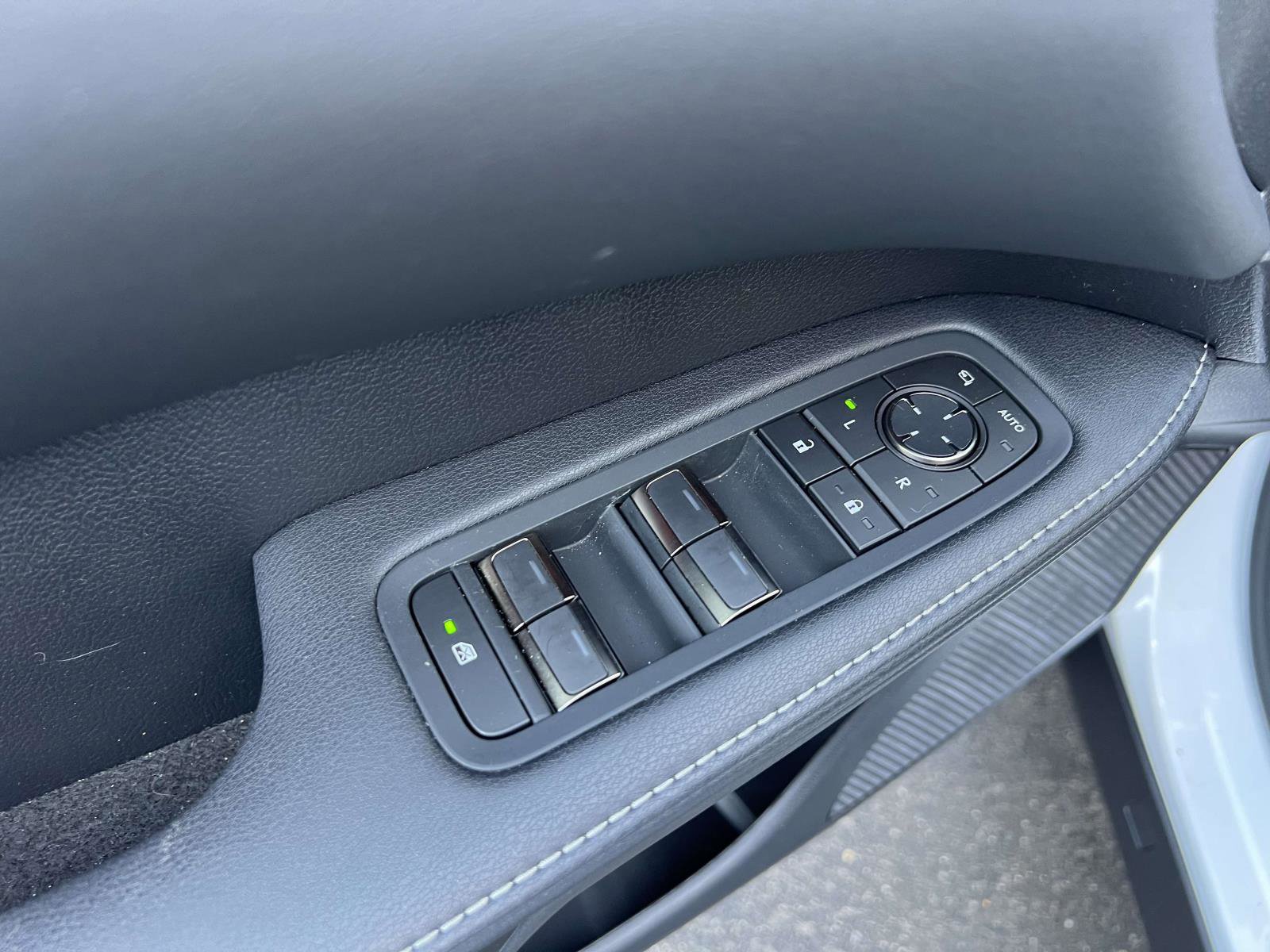 Used 2024 Lexus RX 350 F Sport w/ Convenience Package image 14