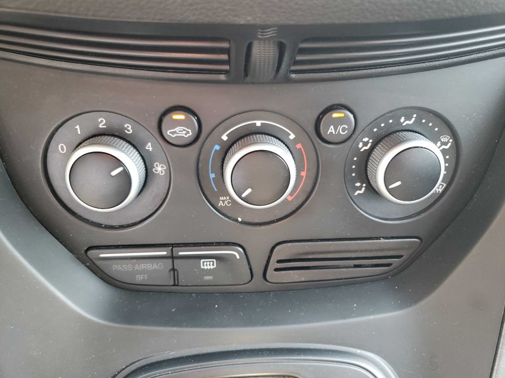 Used 2014 Ford Escape S FWD image 16