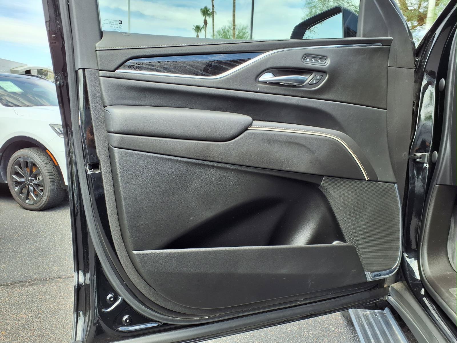 Used 2021 Cadillac Escalade ESV Sport w/ Driver Assist Tech Package AWD/4WD image 20