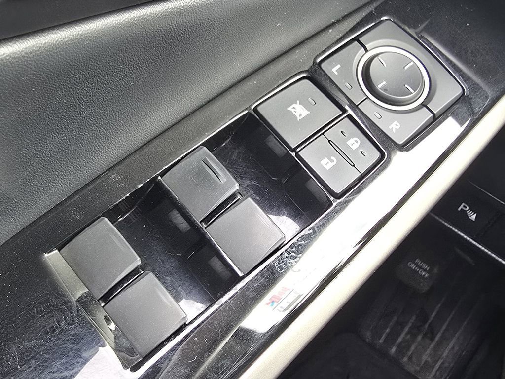 Used 2017 Lexus IS 300 300 image 25