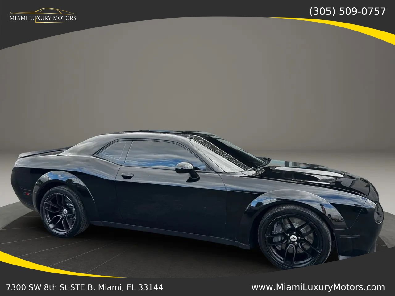 Used 2021 Dodge Challenger R/T Scat Pack RWD image 1