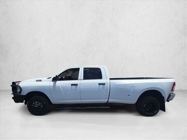Used 2020 RAM 3500 Tradesman AWD/4WD image 9