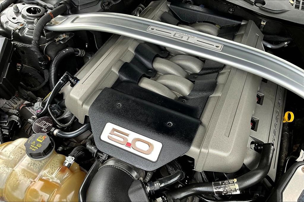 Used 2015 Ford Mustang GT Premium w/ GT Performance Package RWD image 29