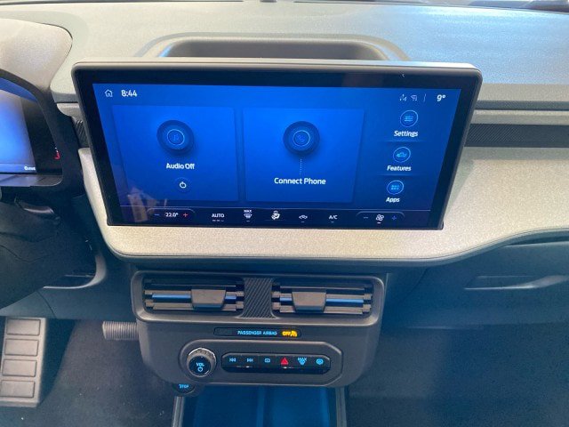 New 2025 Ford Maverick XLT FWD image 21