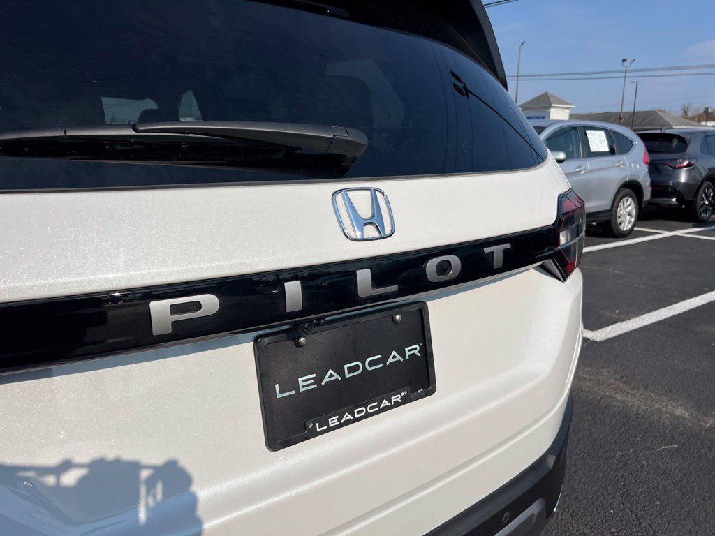 Certified 2026 Honda Pilot EX-L image 30