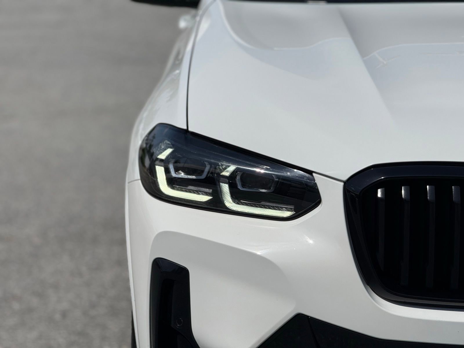 Certified 2024 BMW X3 sDrive30i w/ M Sport Package RWD image 13