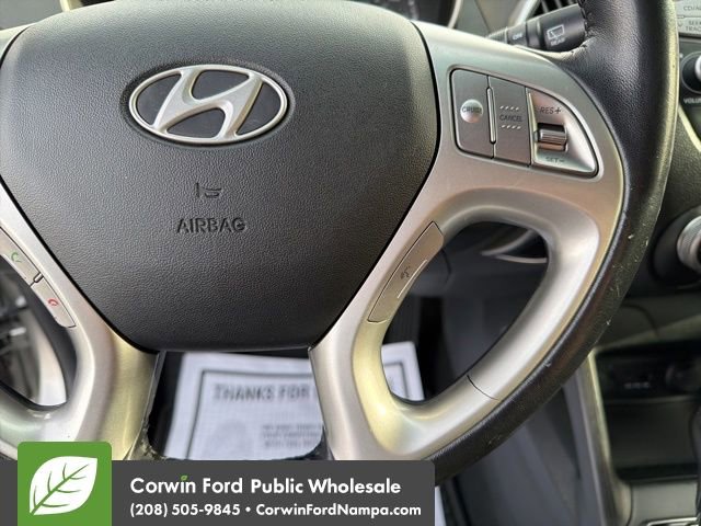 Used 2012 Hyundai Tucson GLS image 15
