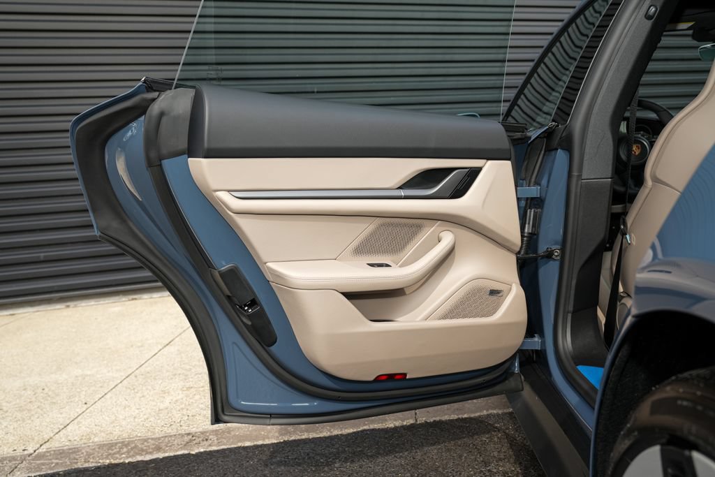 New 2026 Porsche Taycan AWD/4WD image 33