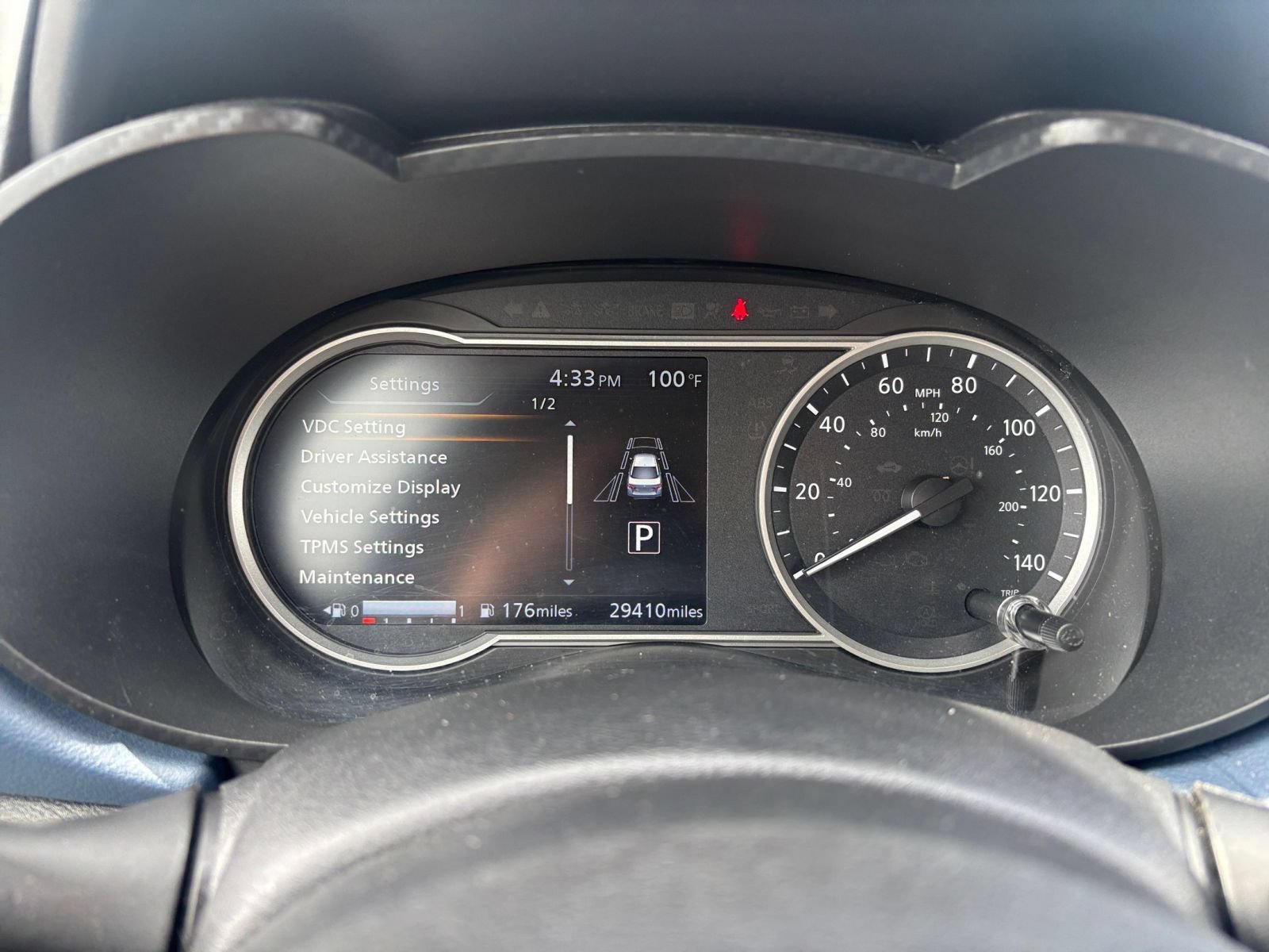 Used 2025 Nissan Versa SV FWD image 38