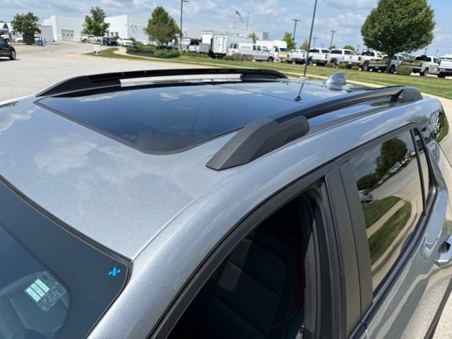 Used 2025 Chevrolet Equinox RS w/ Safety and Technology Package AWD/4WD image 41