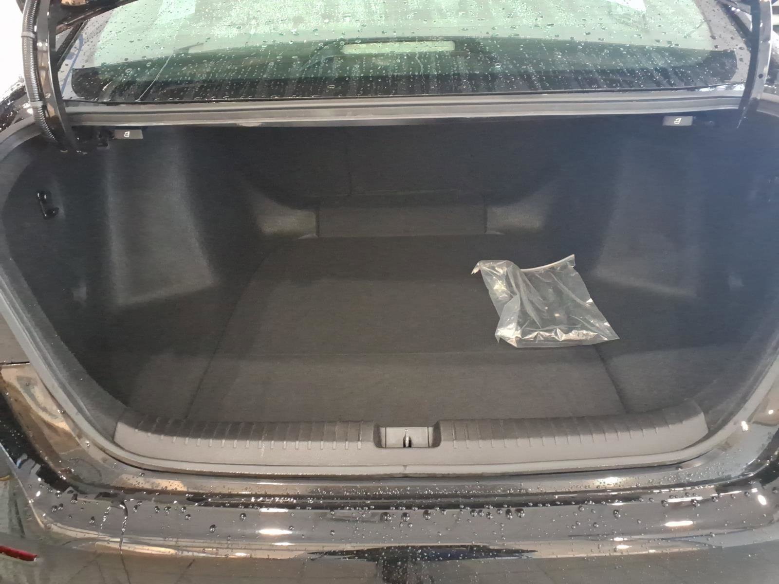 Certified 2023 Honda Accord EX image 17