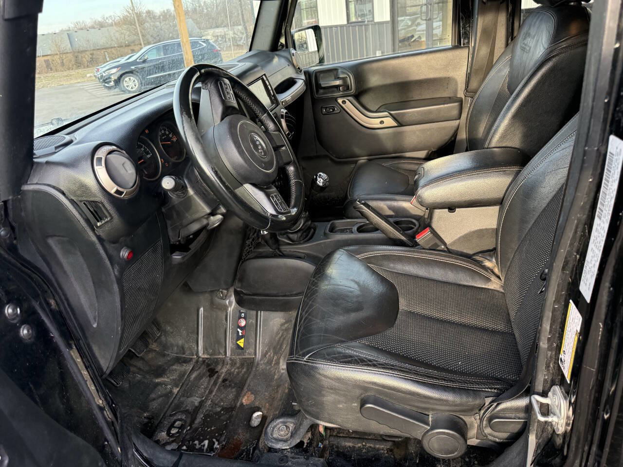 Used 2016 Jeep Wrangler Unlimited Sahara image 17