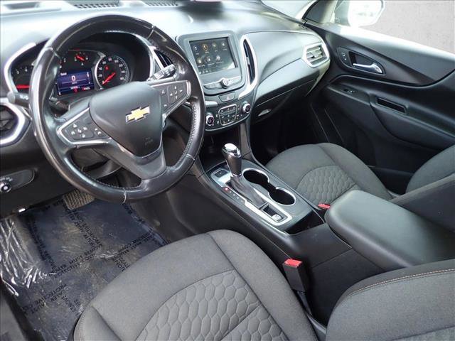 Used 2019 Chevrolet Equinox LT w/ Driver Convenience Package AWD/4WD image 11