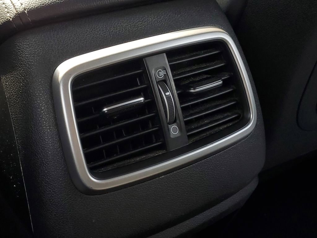 Used 2019 Kia Sorento S image 26