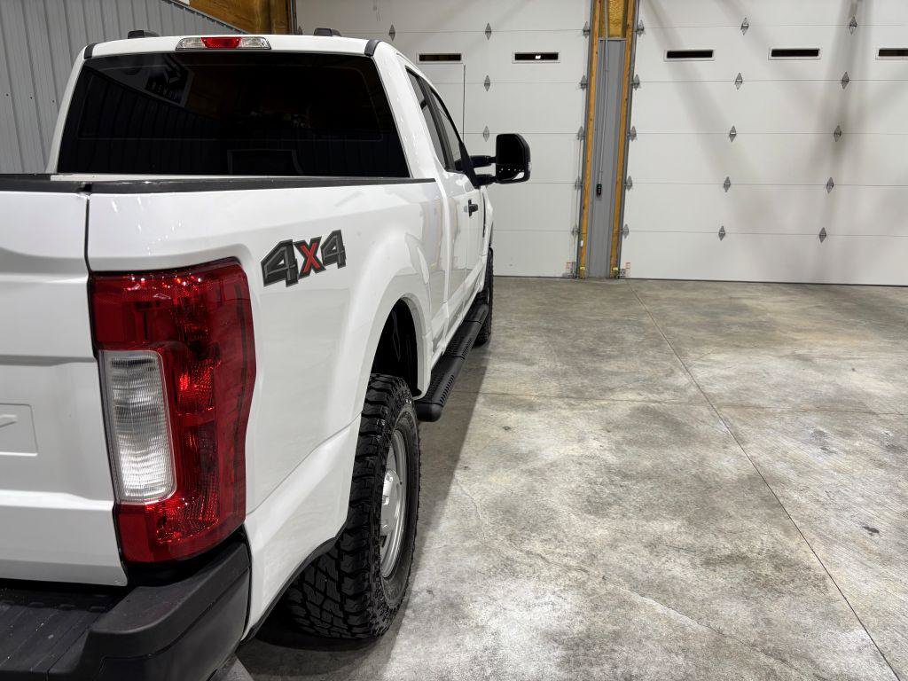 Used 2022 Ford F250 XL w/ Power Equipment Group AWD/4WD image 10