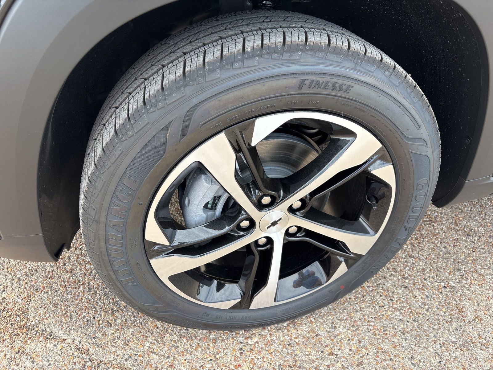 New 2026 Chevrolet Trax RS image 32