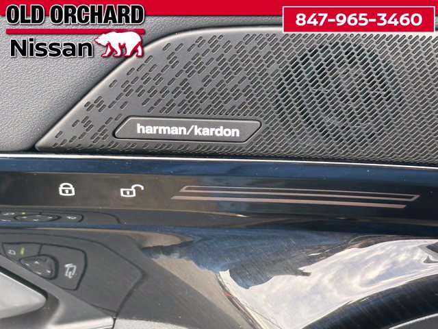 Used 2024 BMW 530i xDrive AWD/4WD image 12