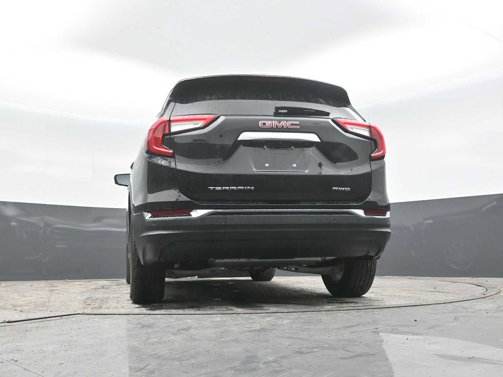 Used 2022 GMC Terrain SLT w/ Infotainment Package II image 30