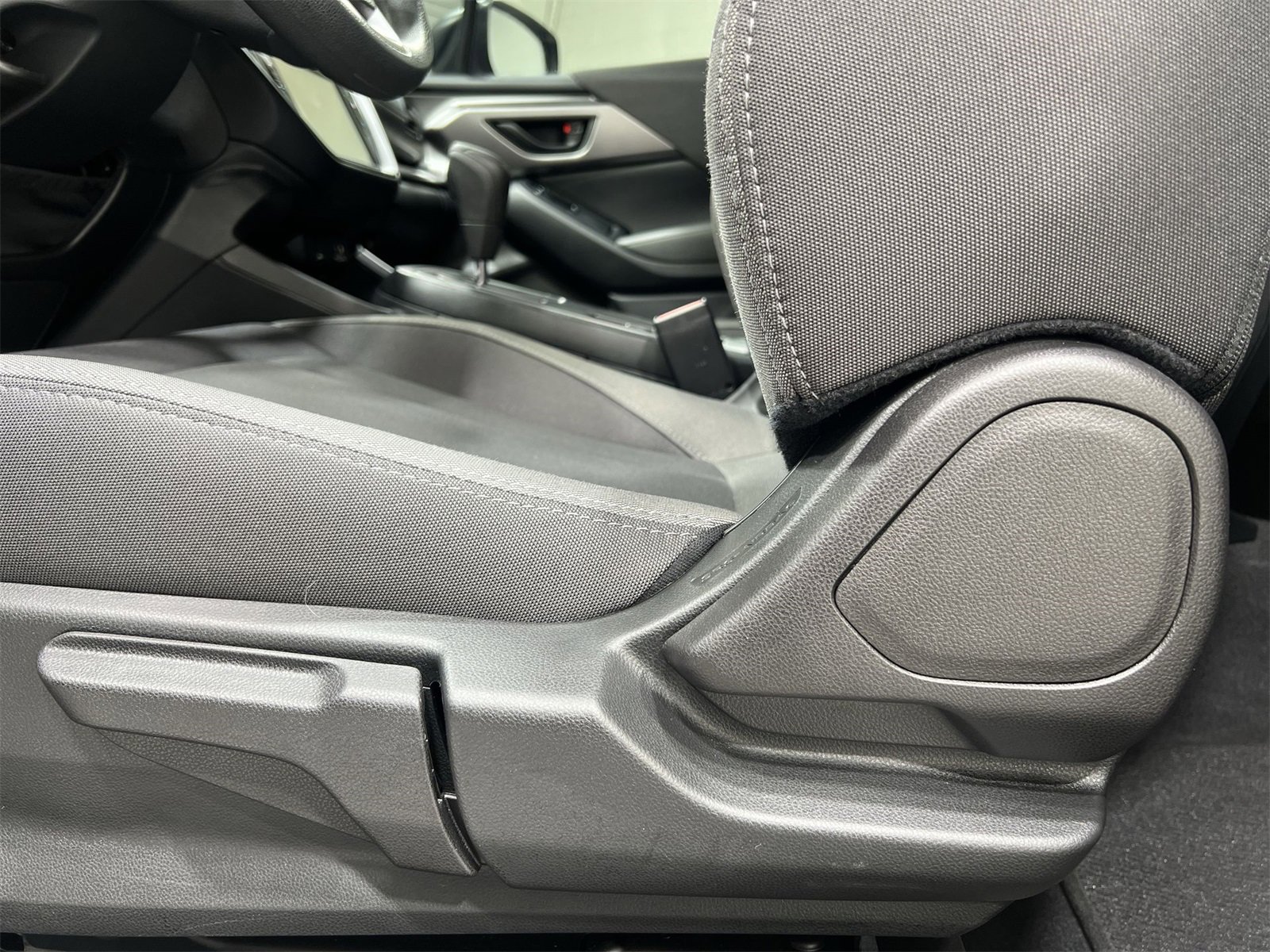 Certified 2024 Subaru Impreza 2.0i image 12