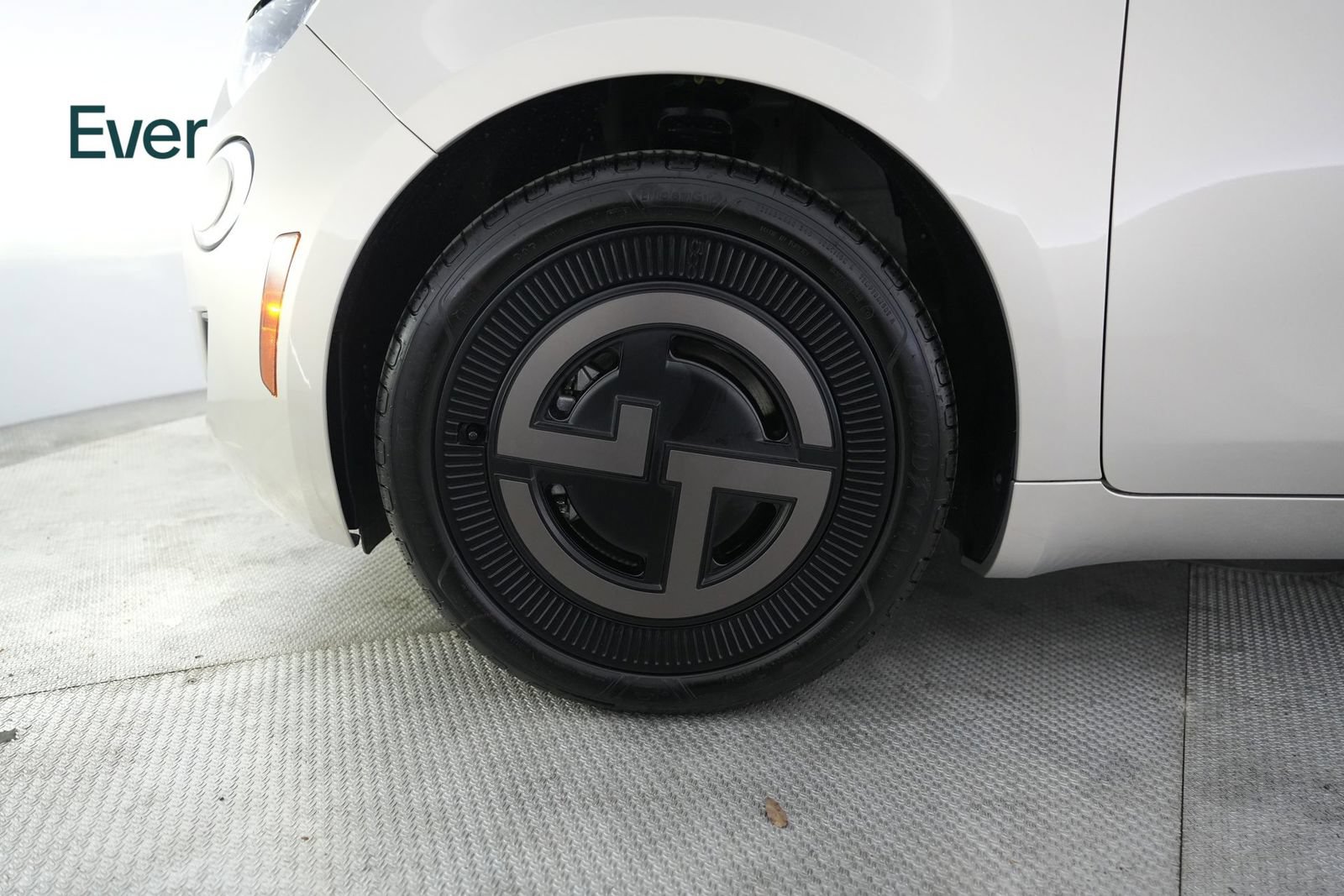 Used 2025 FIAT 500 e FWD image 19
