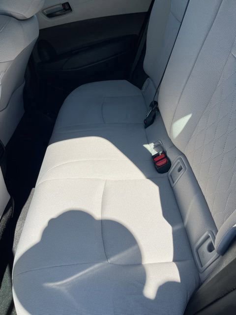 Used 2025 Toyota Corolla Cross L image 10