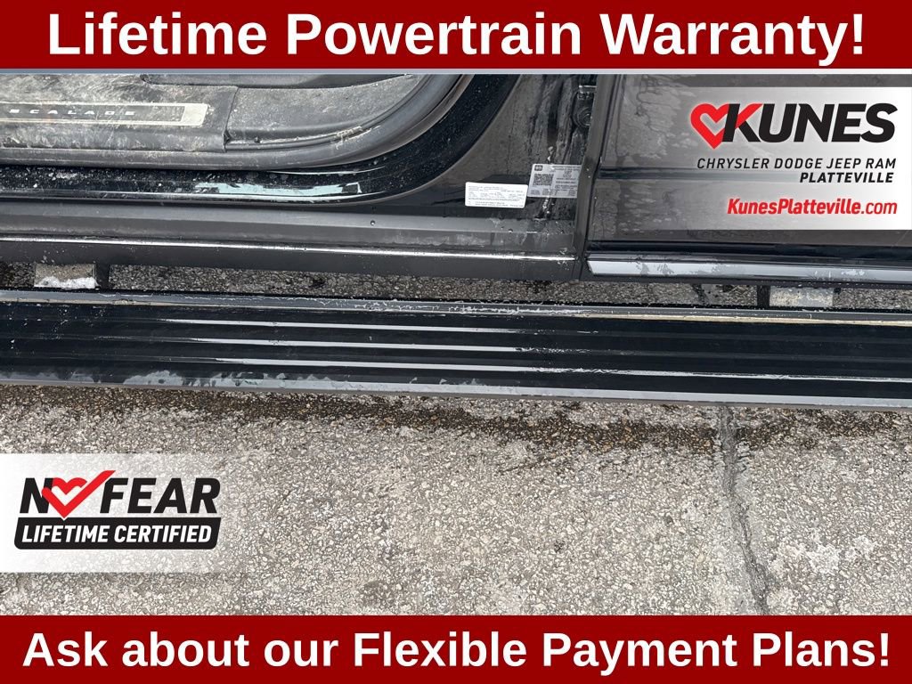 Used 2022 Cadillac Escalade Sport Platinum image 11