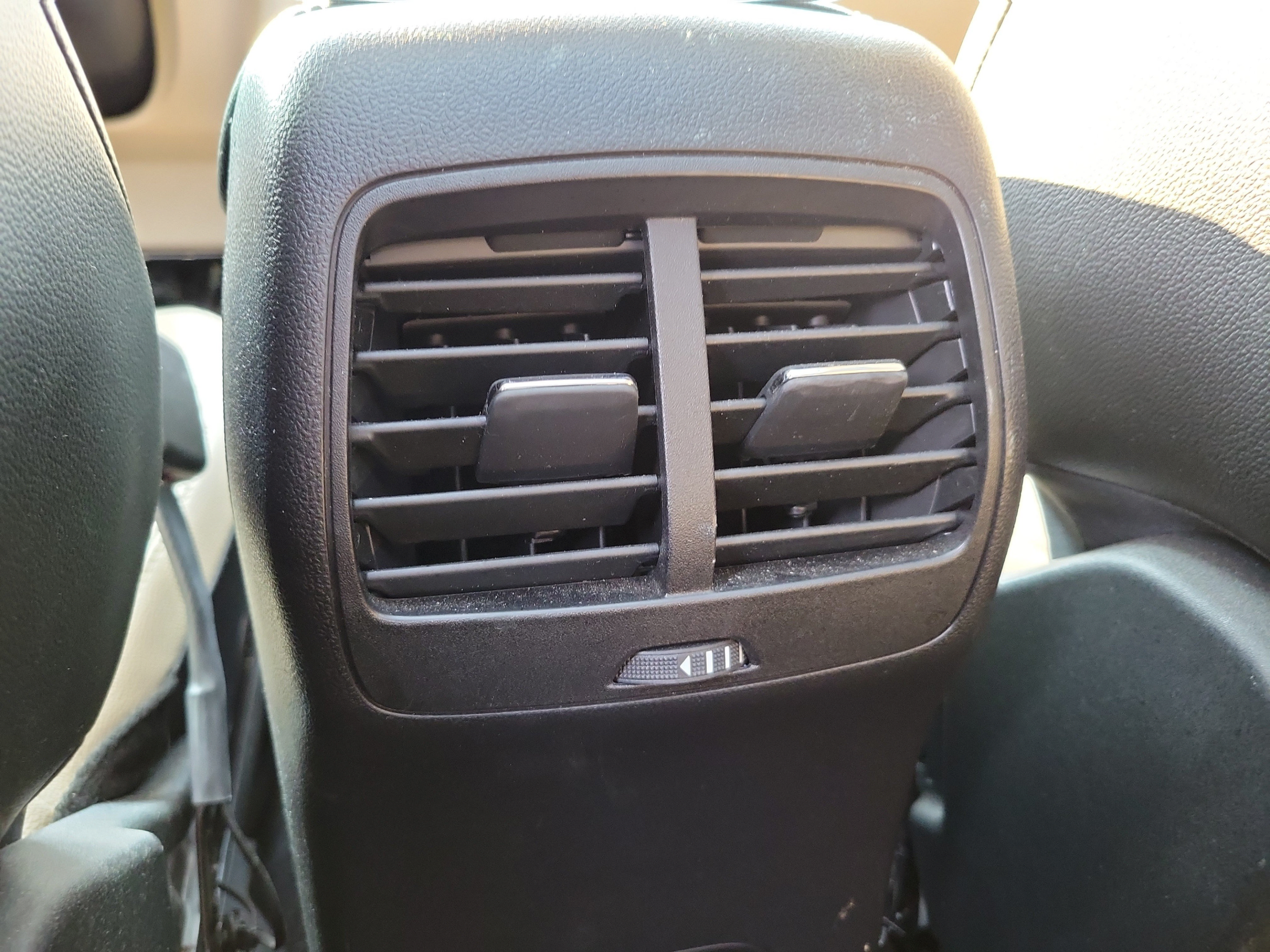 Used 2022 Ford Escape SEL AWD/4WD image 11